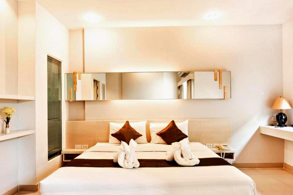 Khuang Singh Hotel Chiang Mai Bagian luar foto